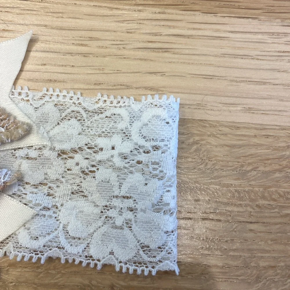 NWOT - Chloe Rose Couture Girl’s Headband